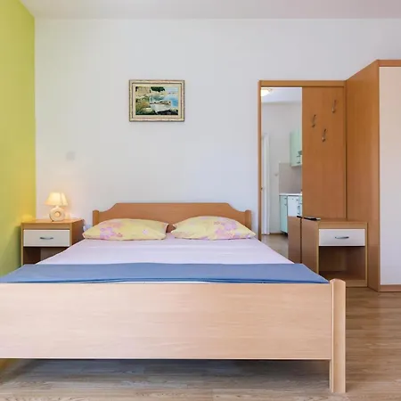 With Sea View 294 Apartment Makarska