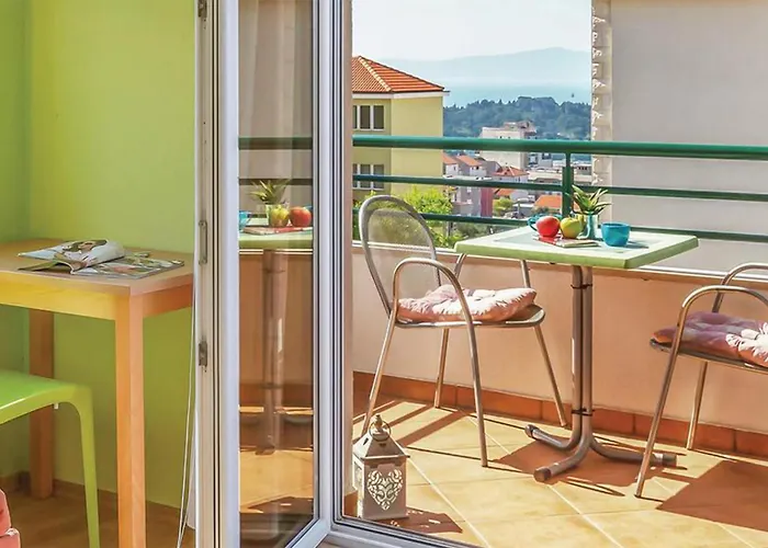 With Sea View 294 Makarska